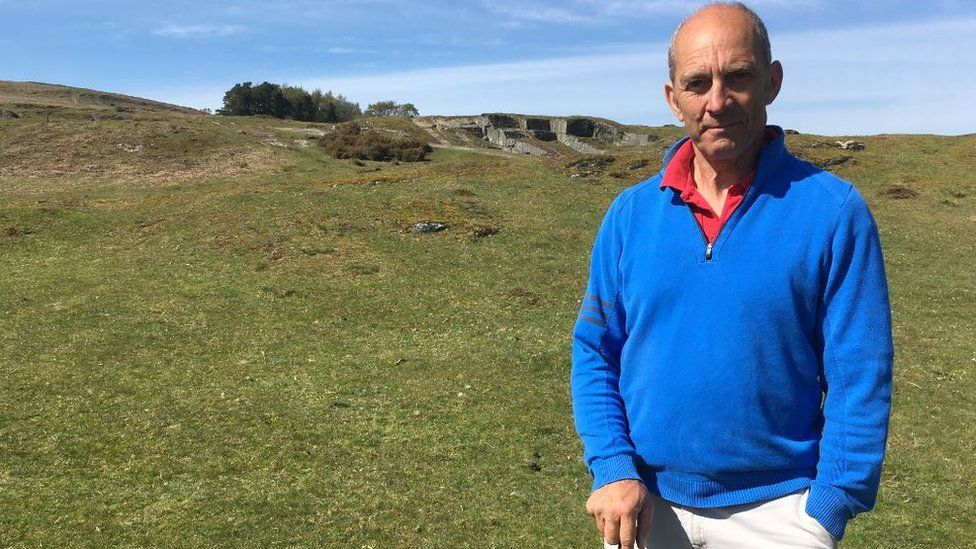 _118380681_golfcapture